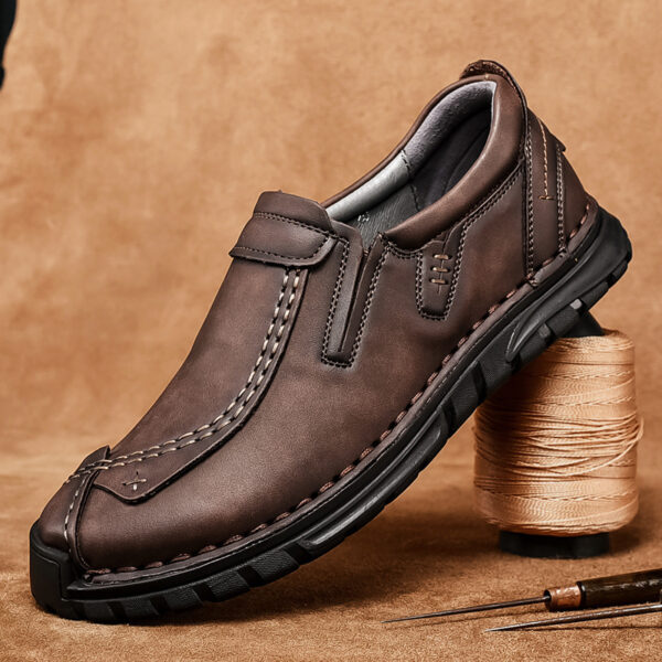 Men's Hand-stitched Lace-up Tooling Shoes